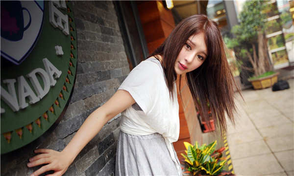 东安想找一个女性生孩子给报酬-｛找个女人生孩子多少钱｝
